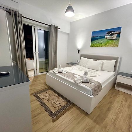 Hotel Real Sarandë 外观 照片