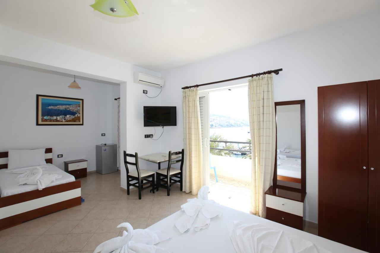 Hotel Real Sarandë 外观 照片