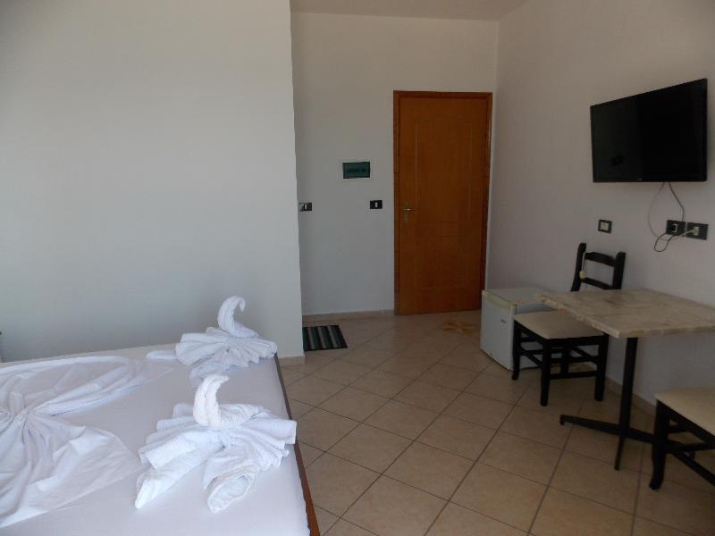 Hotel Real Sarandë 外观 照片