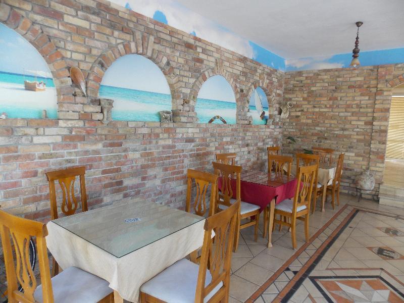 Hotel Real Sarandë 外观 照片