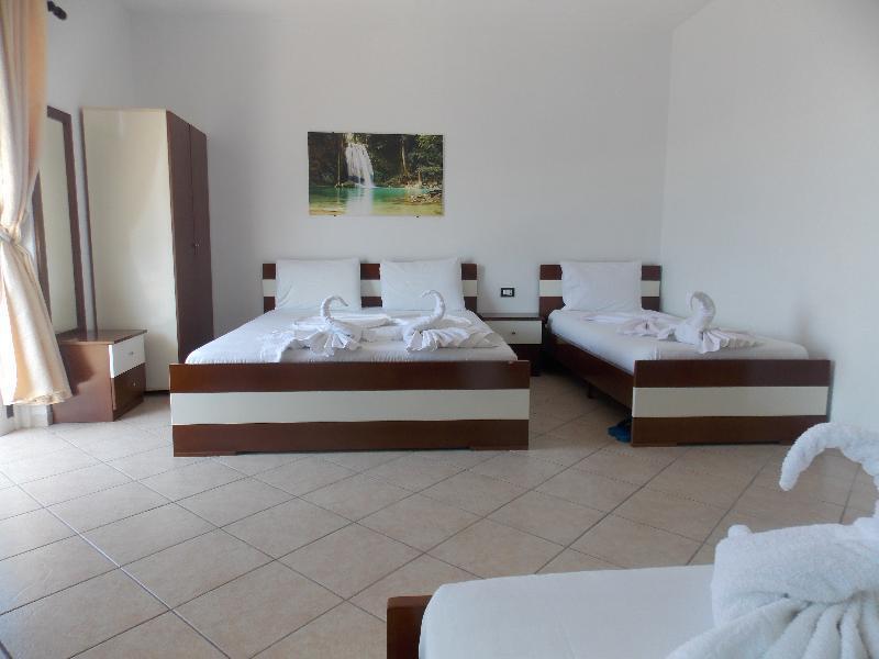 Hotel Real Sarandë 外观 照片